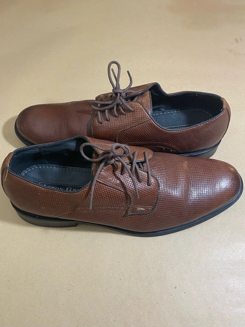 Easton Men's Brown Leather Lace-Up Derby Shoes